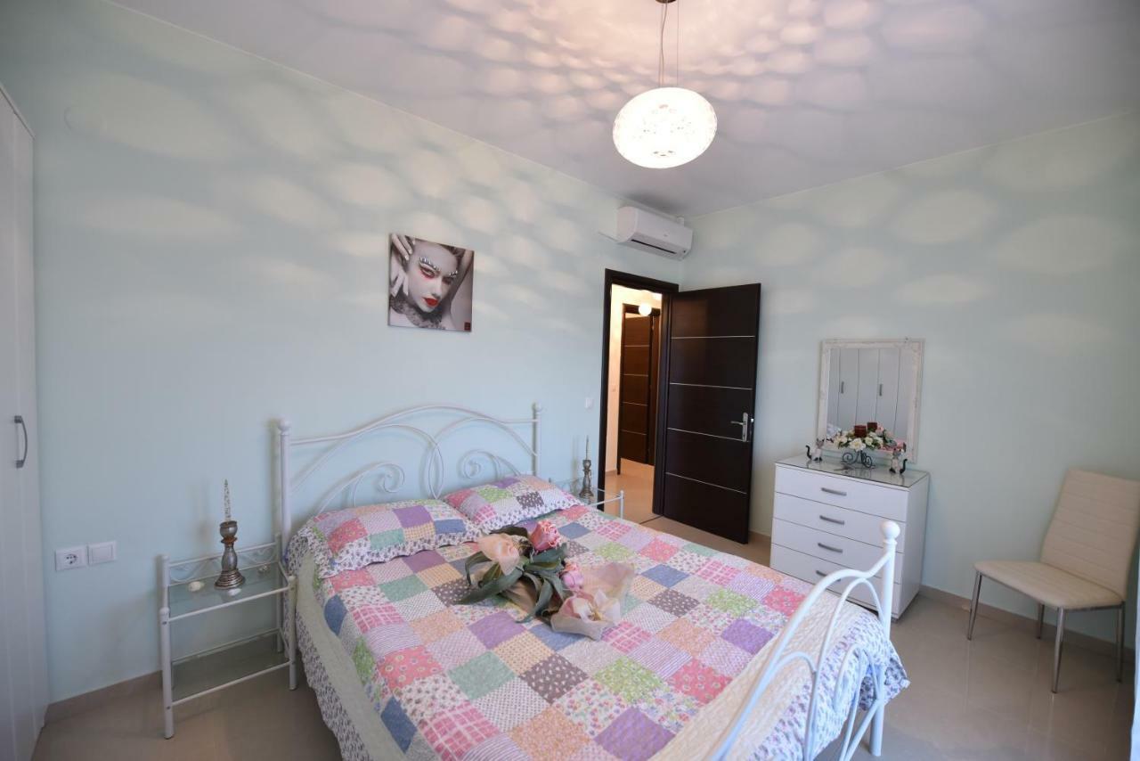 Artisti Elena Apartment Paralia Katerinis Bagian luar foto