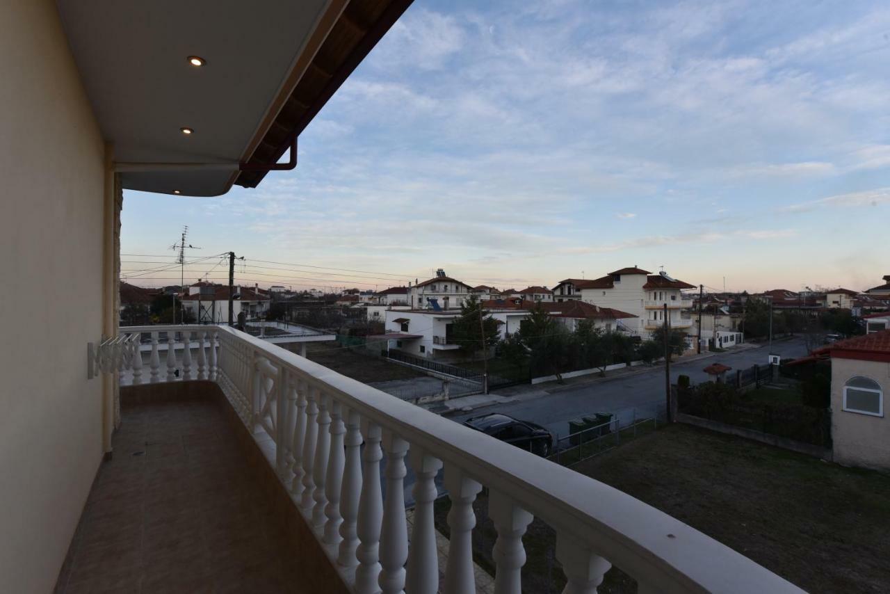 Artisti Elena Apartment Paralia Katerinis Bagian luar foto